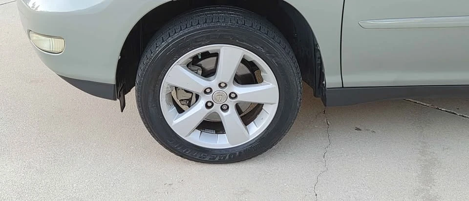 2007 Lexus RX 2nd Gen - Image 10 of 20