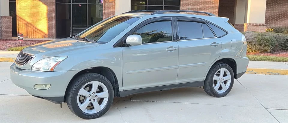 2007 Lexus RX 2nd Gen - Image 3 of 20
