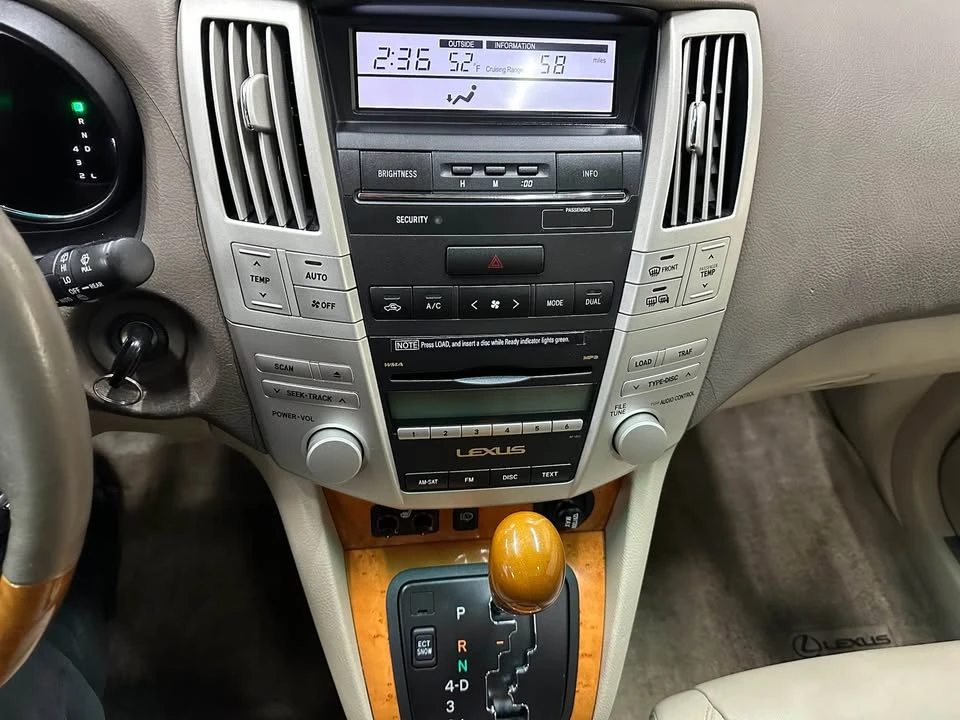 2007 Lexus RX 2nd Gen - Image 6 of 9