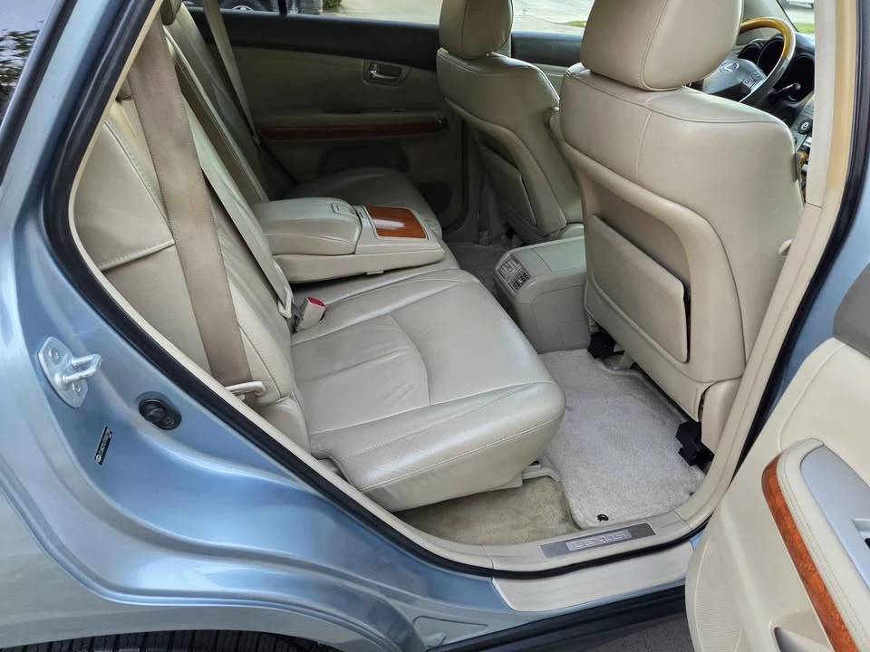 2007 Lexus RX 2nd Gen - Image 9 of 13