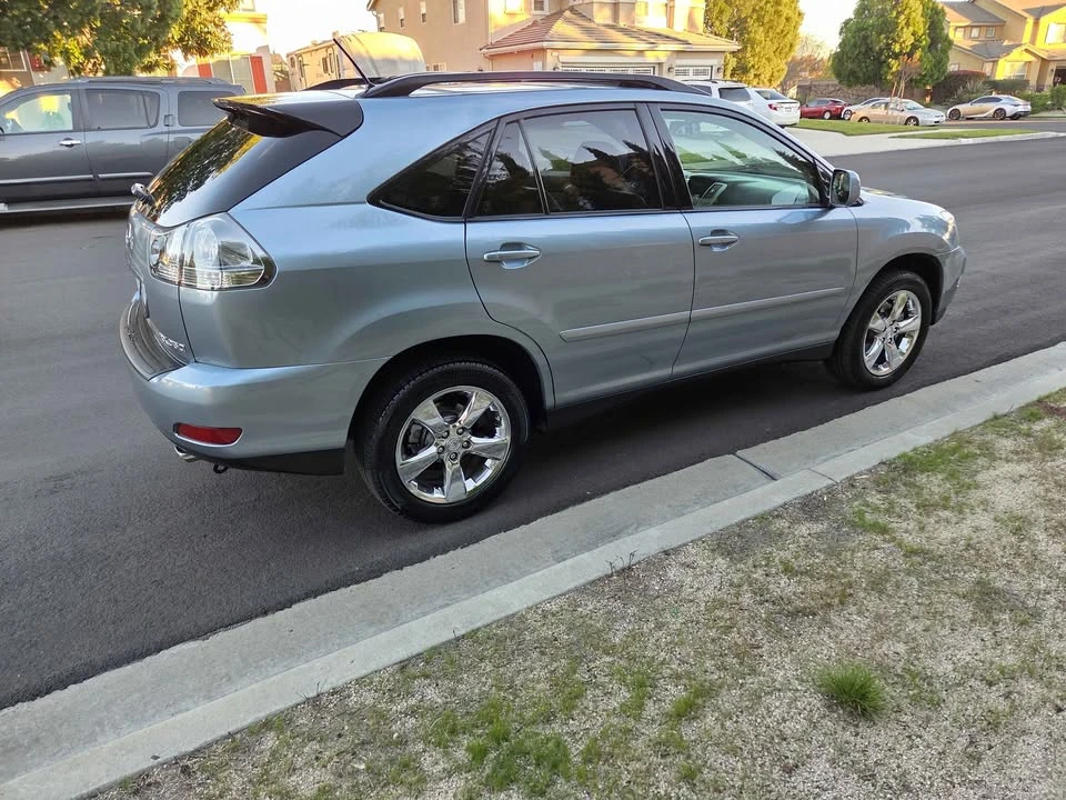 2007 Lexus RX 2nd Gen - Image 2 of 13