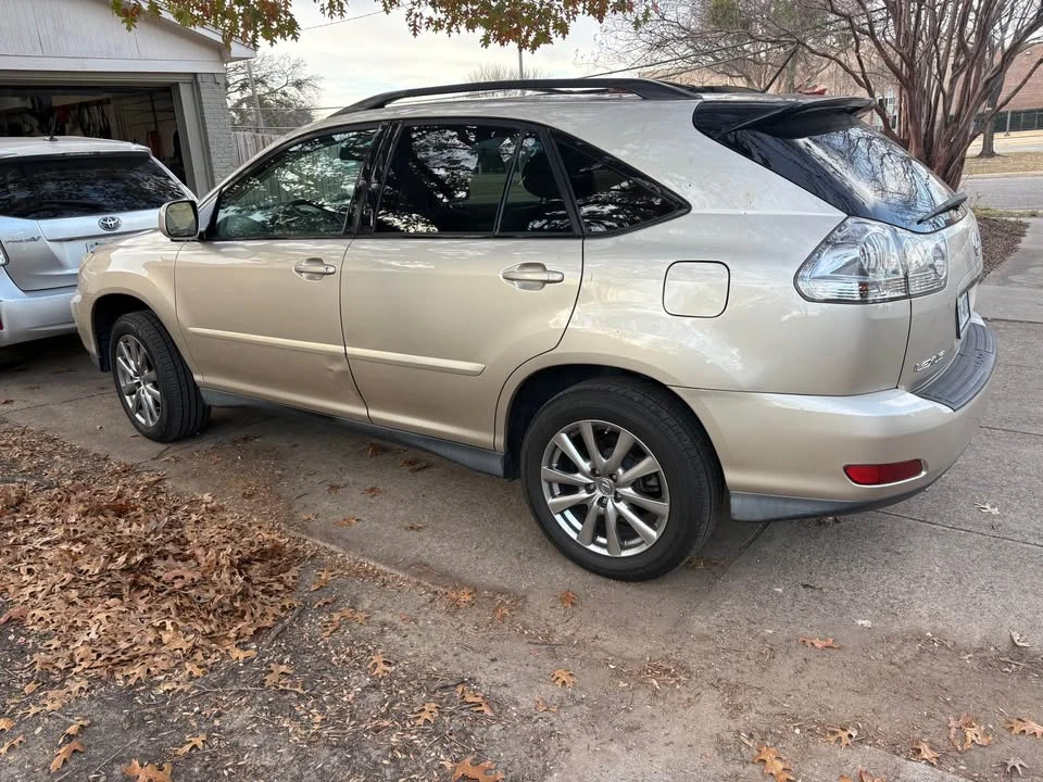 2007 Lexus RX 2nd Gen - Image 4 of 10