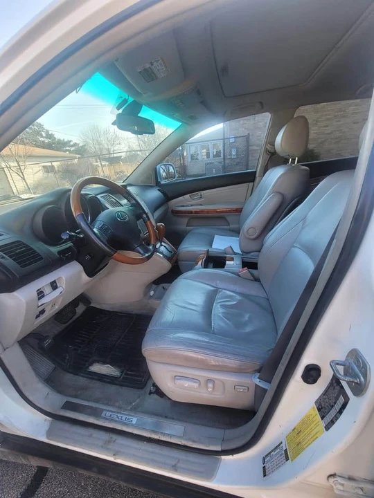 2007 Lexus RX 2nd Gen - Image 6 of 9