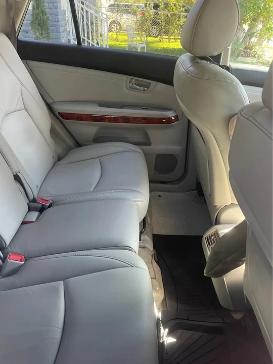 2007 Lexus RX 2nd Gen - Image 5 of 10