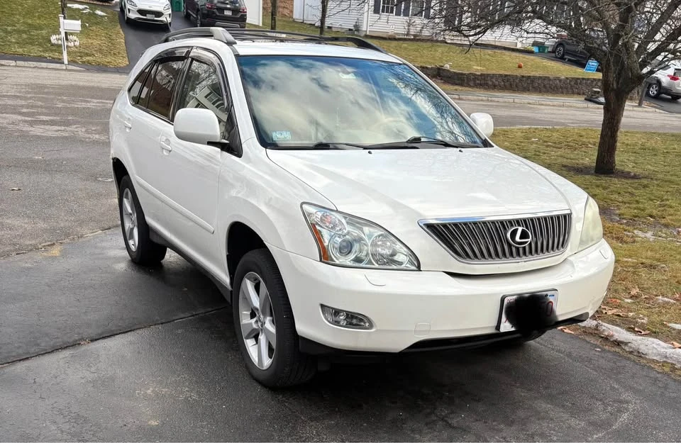2007 Lexus RX 2nd Gen - Image 2 of 14