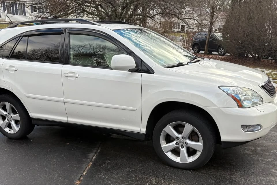2007 Lexus RX 2nd Gen - Image 5 of 14