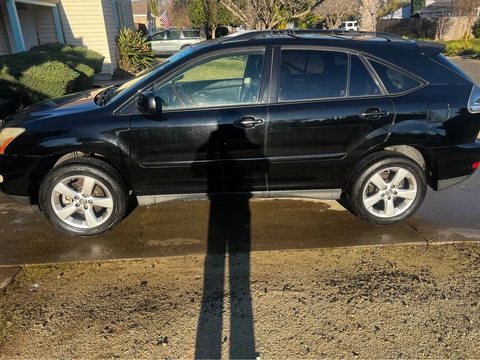 2007 Lexus RX 2nd Gen - Image 2 of 8