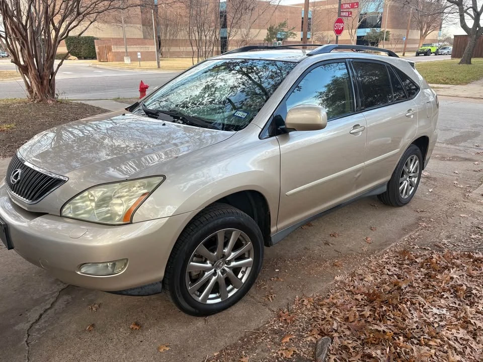 2007 Lexus RX 2nd Gen - Image 5 of 10