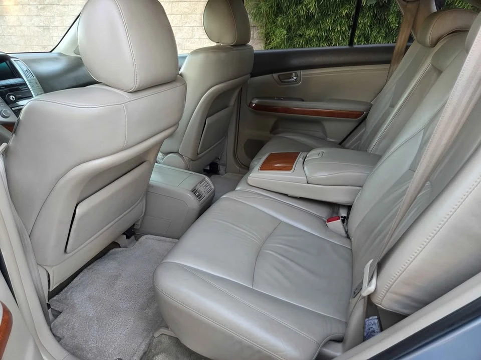 2007 Lexus RX 2nd Gen - Image 11 of 13