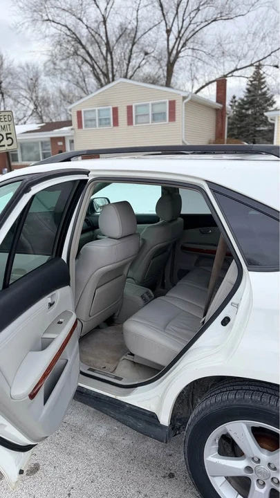 2007 Lexus RX 2nd Gen - Image 13 of 17