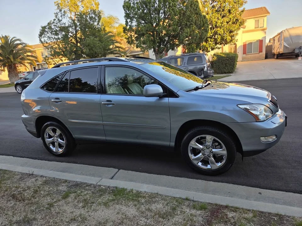 2007 Lexus RX 2nd Gen - Image 2 of 13