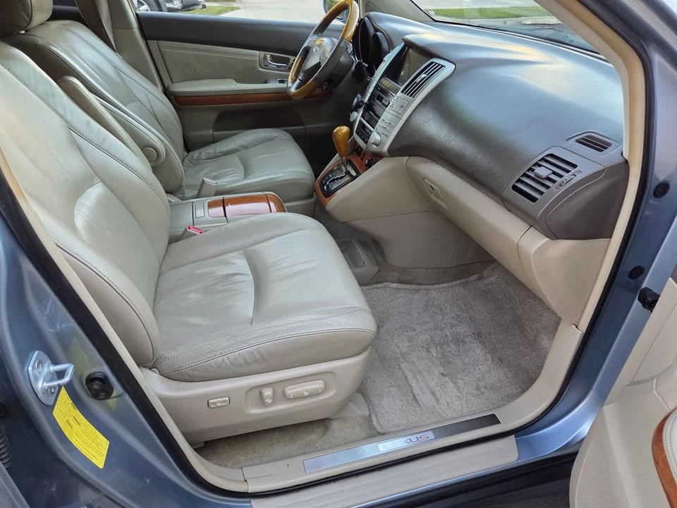 2007 Lexus RX 2nd Gen - Image 8 of 13
