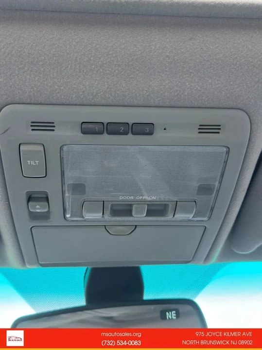 2007 Lexus RX 2nd Gen - Image 19 of 20