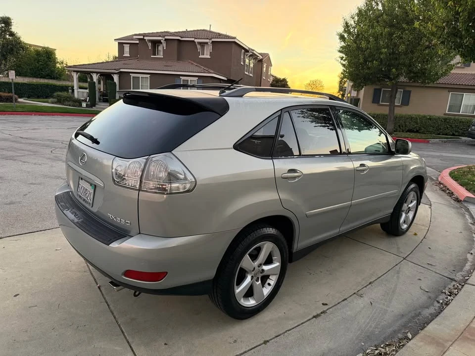 2007 Lexus RX 2nd Gen - Image 5 of 16