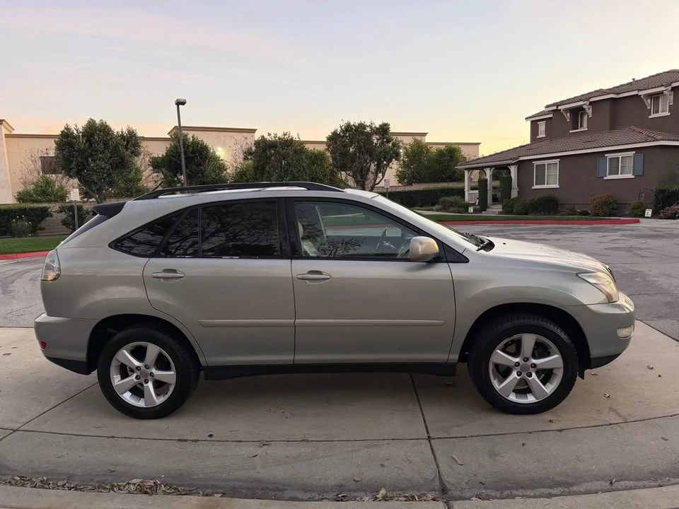 2007 Lexus RX 2nd Gen - Image 6 of 16