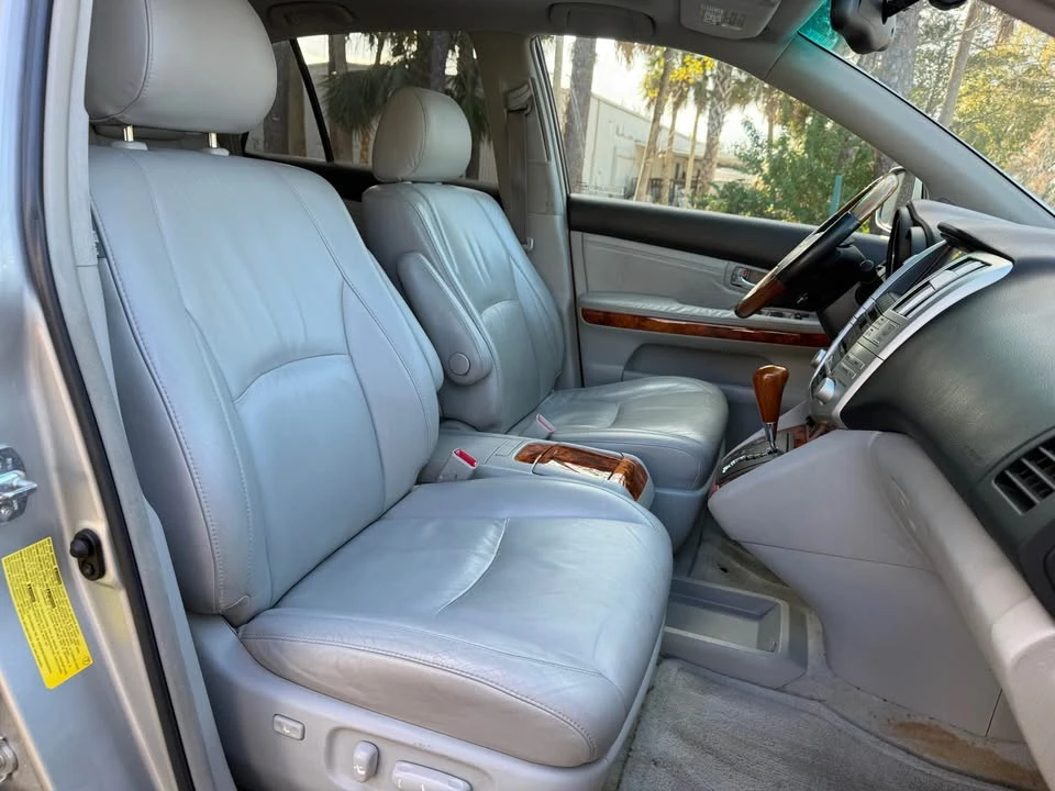 2007 Lexus RX 2nd Gen - Image 17 of 20