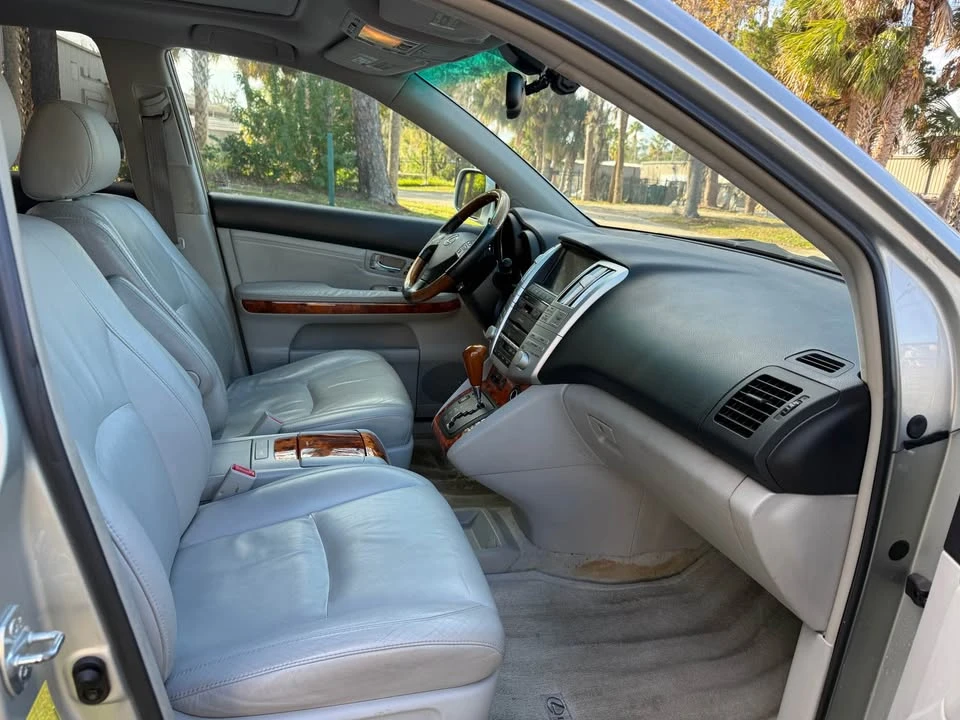 2007 Lexus RX 2nd Gen - Image 18 of 20