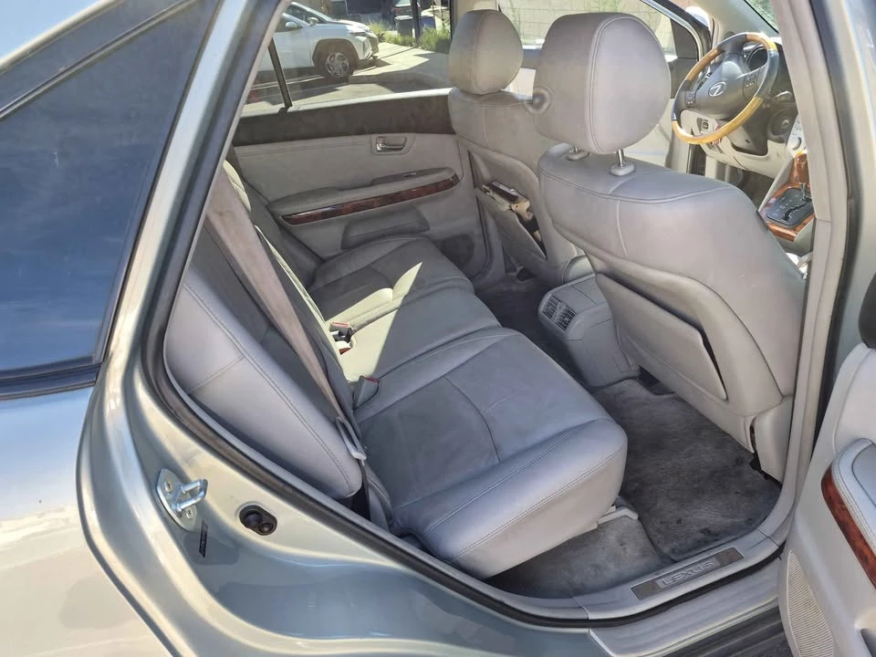 2007 Lexus RX 2nd Gen - Image 3 of 13