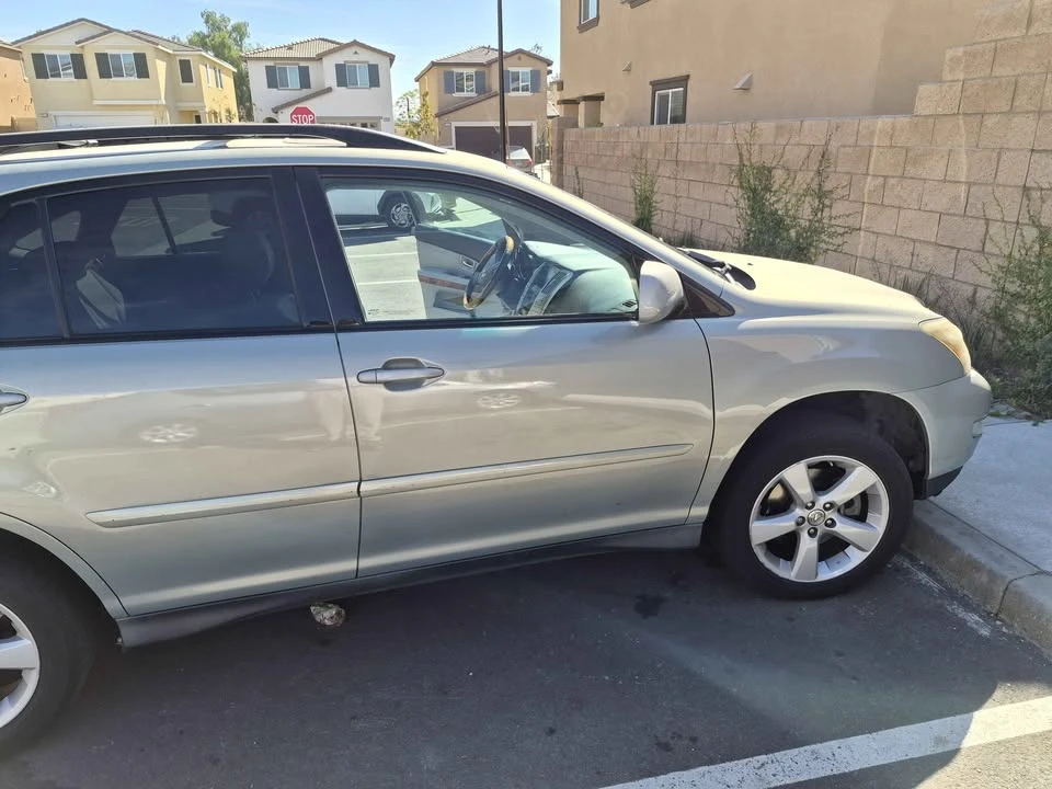 2007 Lexus RX 2nd Gen - Image 6 of 13