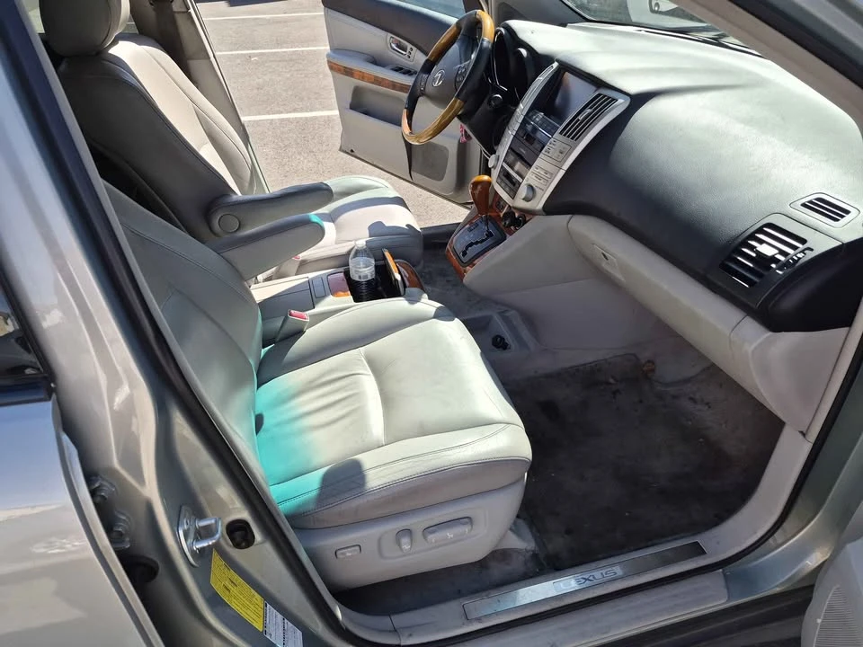 2007 Lexus RX 2nd Gen - Image 5 of 13