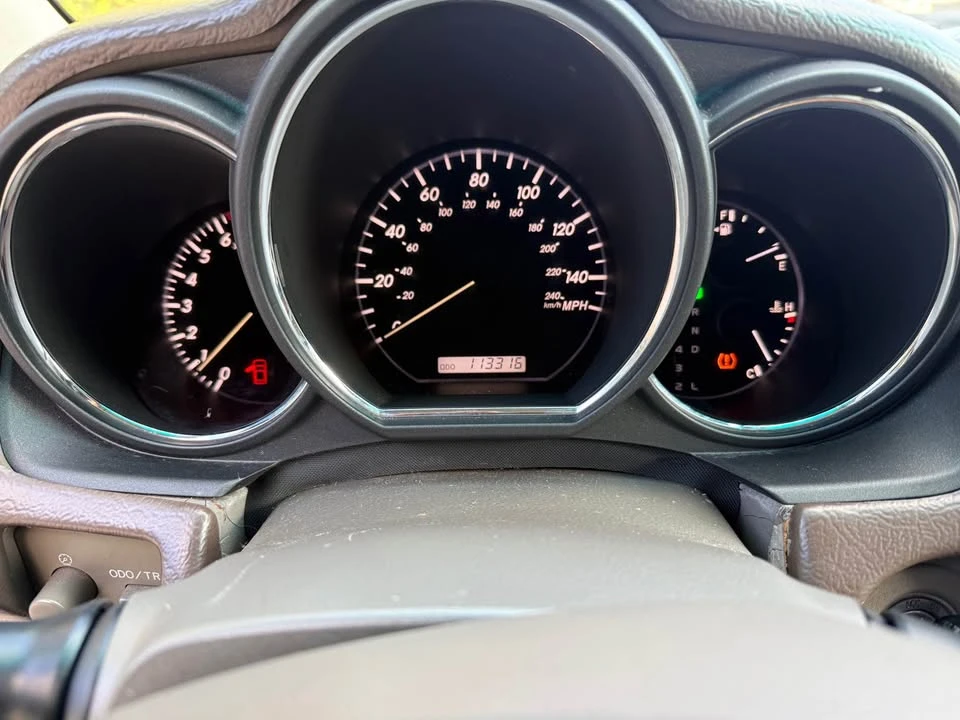2007 Lexus RX 2nd Gen - Image 12 of 14