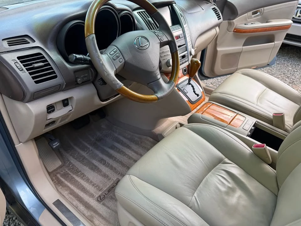 2007 Lexus RX 2nd Gen - Image 7 of 14