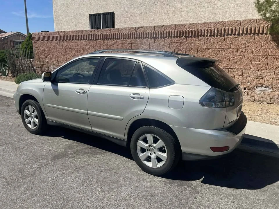 2007 Lexus RX 2nd Gen - Image 2 of 10