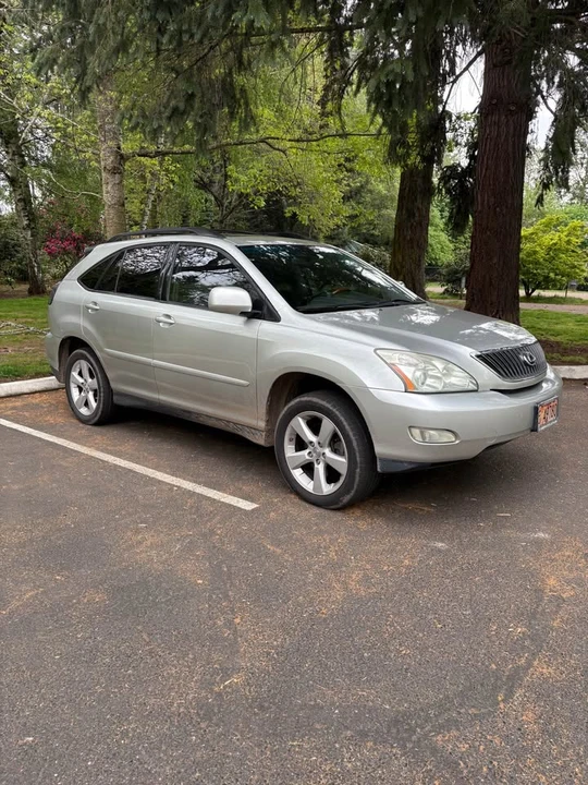 2007 Lexus RX 2nd Gen - Image 3 of 15