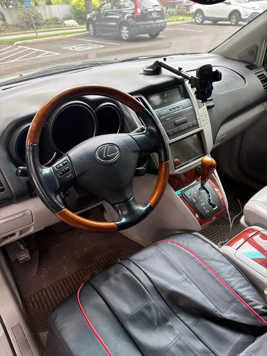 2007 Lexus RX 2nd Gen - Image 8 of 15