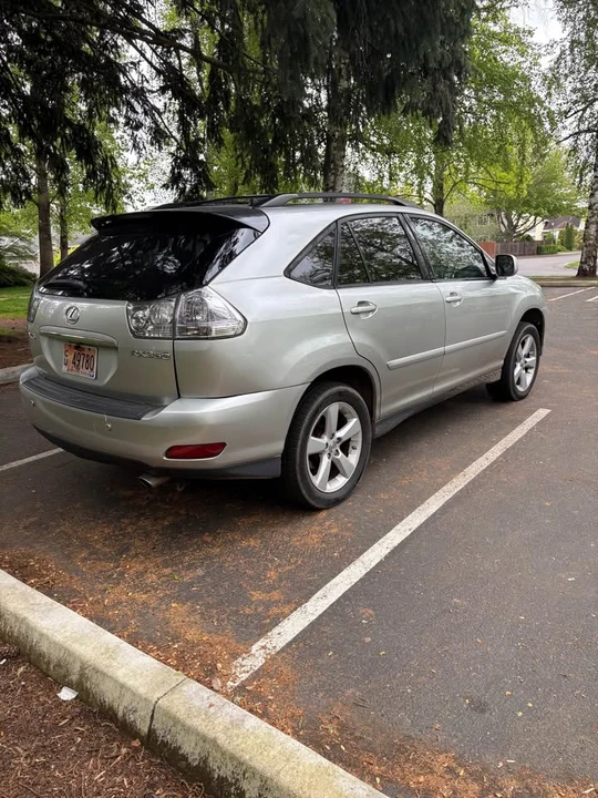 2007 Lexus RX 2nd Gen - Image 4 of 15
