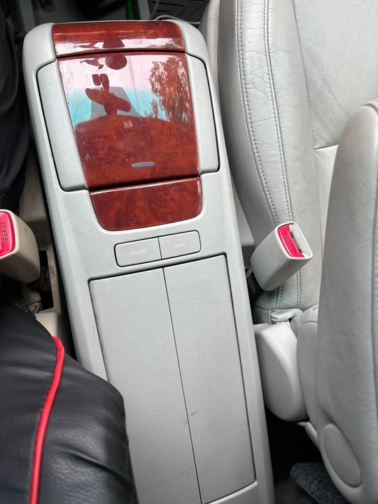 2007 Lexus RX 2nd Gen - Image 12 of 15