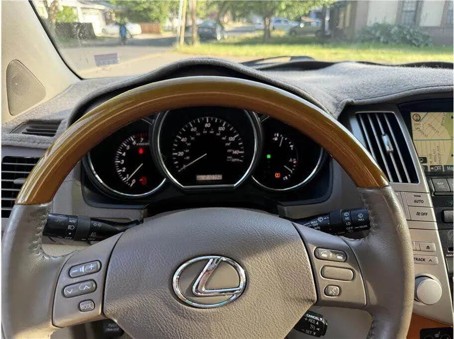 2007 Lexus RX 2nd Gen - Image 8 of 12
