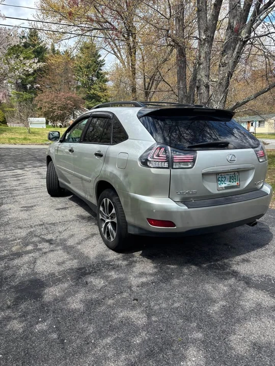 2007 Lexus RX 2nd Gen - Image 3 of 16