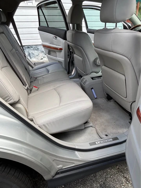 2007 Lexus RX 2nd Gen - Image 14 of 16