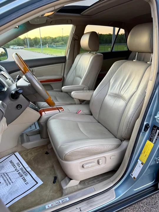 2007 Lexus RX 2nd Gen - Image 10 of 20