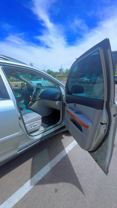 2007 Lexus RX 2nd Gen - Image 8 of 11