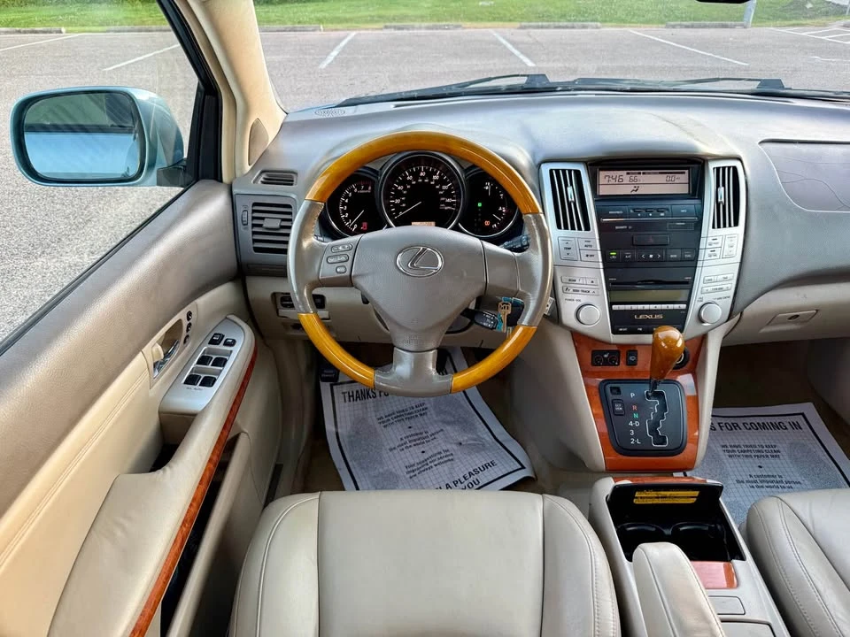 2007 Lexus RX 2nd Gen - Image 18 of 20