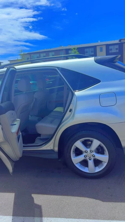 2007 Lexus RX 2nd Gen - Image 11 of 11