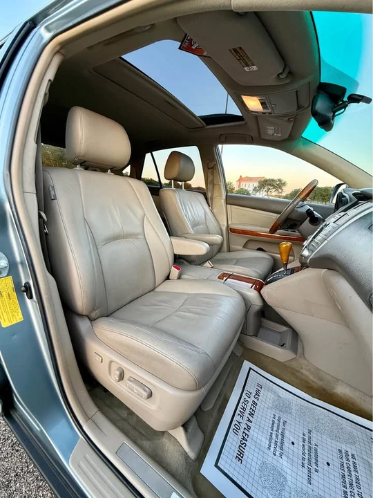 2007 Lexus RX 2nd Gen - Image 15 of 20