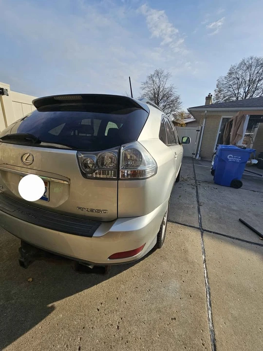 2007 Lexus RX 2nd Gen - Image 5 of 14