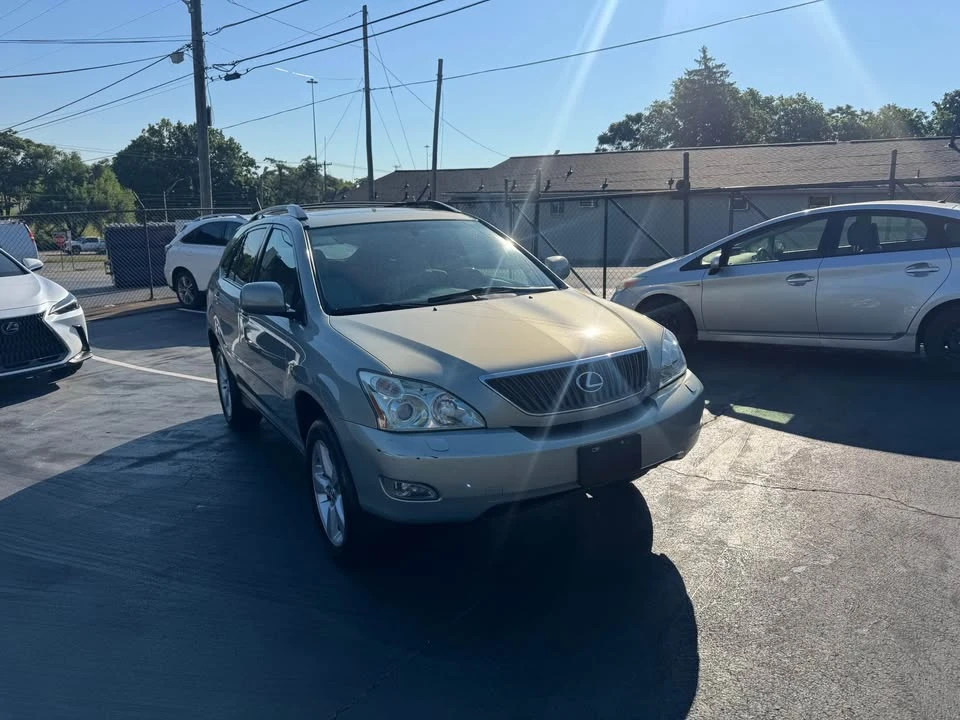 2007 Lexus RX 2nd Gen - Image 2 of 15