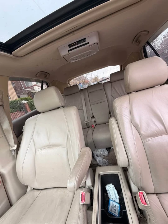 2007 Lexus RX 2nd Gen - Image 17 of 19
