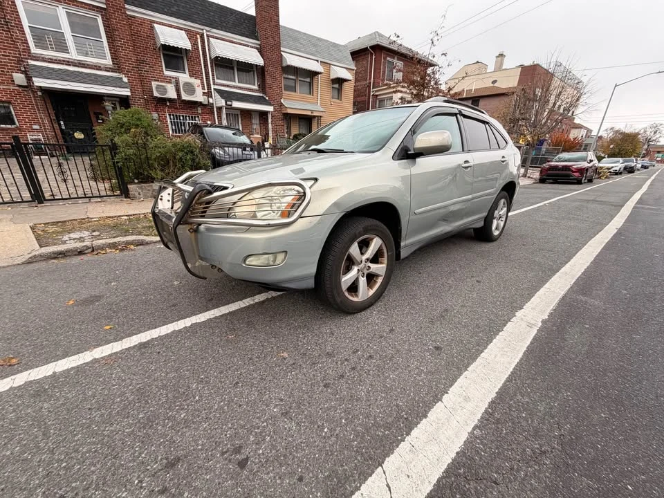 2007 Lexus RX 2nd Gen - Image 4 of 19