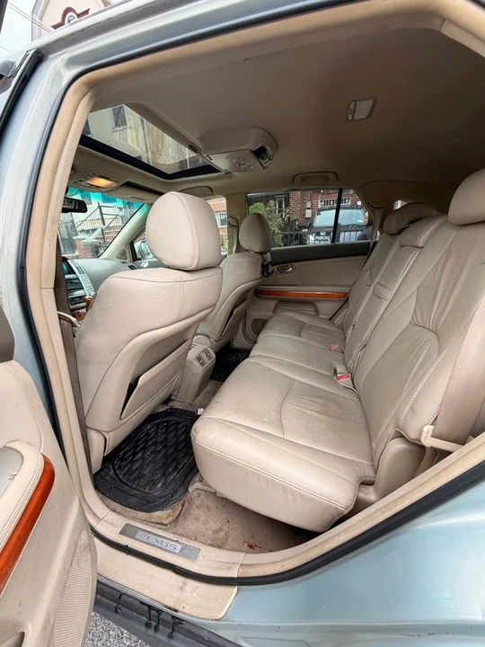 2007 Lexus RX 2nd Gen - Image 12 of 19