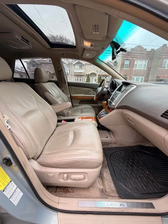 2007 Lexus RX 2nd Gen - Image 10 of 19