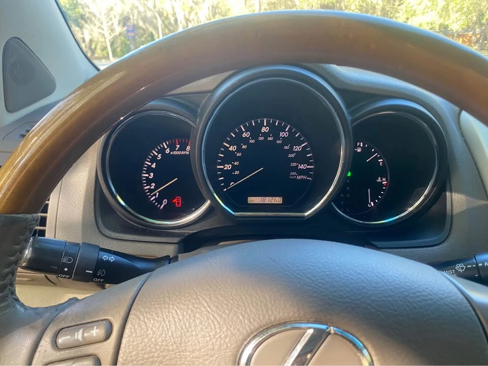 2007 Lexus RX 2nd Gen - Image 4 of 7