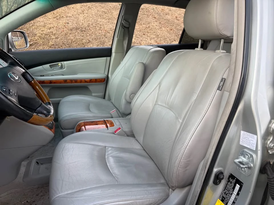 2007 Lexus RX 2nd Gen - Image 19 of 20