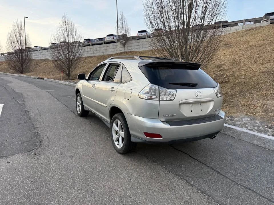 2007 Lexus RX 2nd Gen - Image 16 of 20