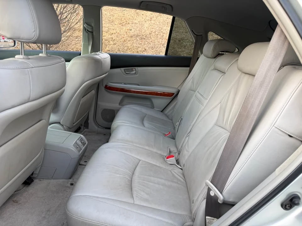 2007 Lexus RX 2nd Gen - Image 18 of 20