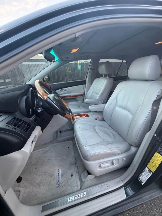 2007 Lexus RX 2nd Gen - Image 12 of 16